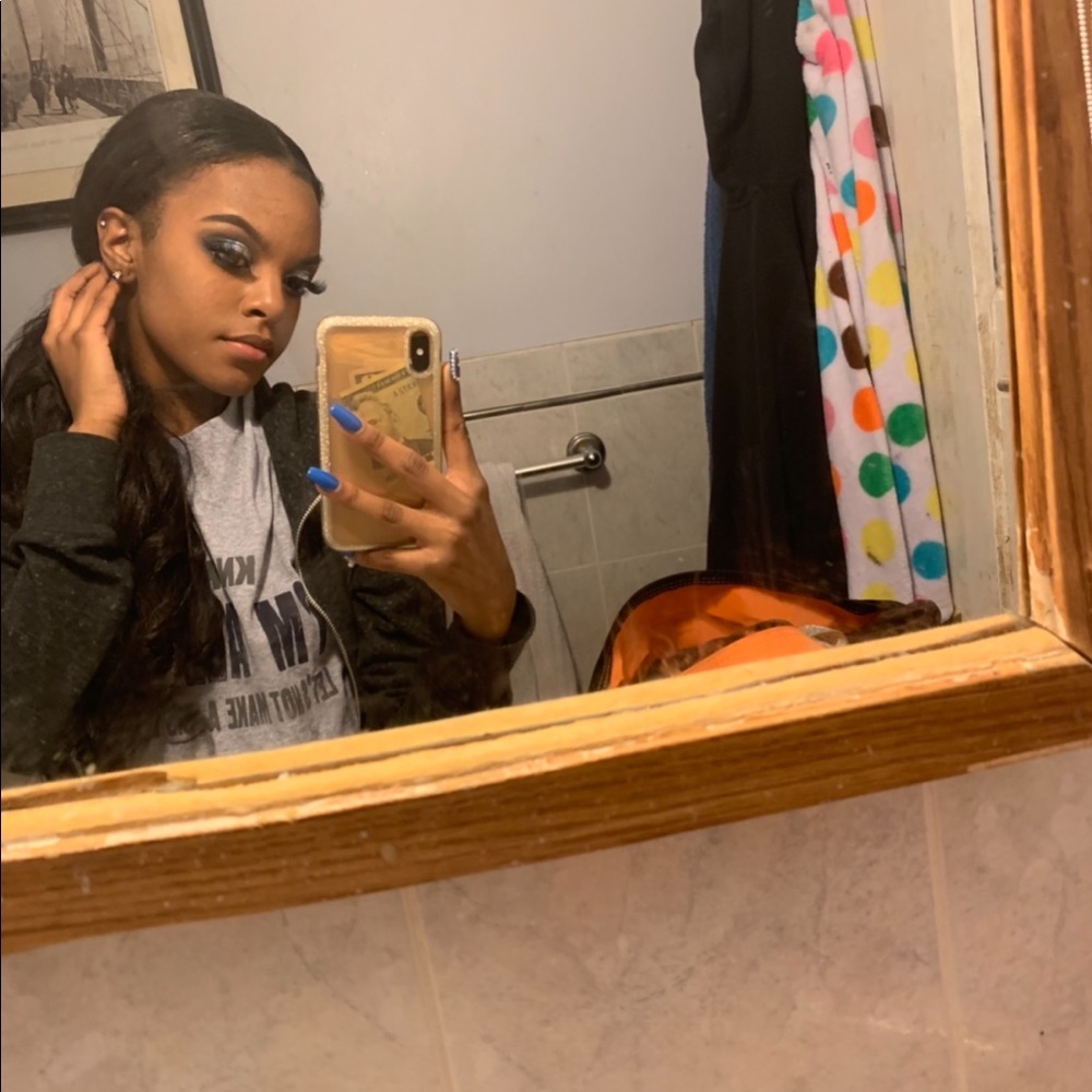 Meet your Posher, C.